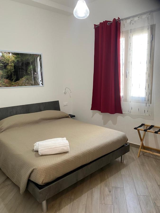Tortolì Domoblu Camere In Centro מראה חיצוני תמונה