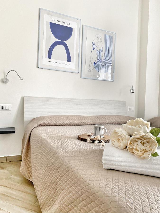 Tortolì Domoblu Camere In Centro מראה חיצוני תמונה