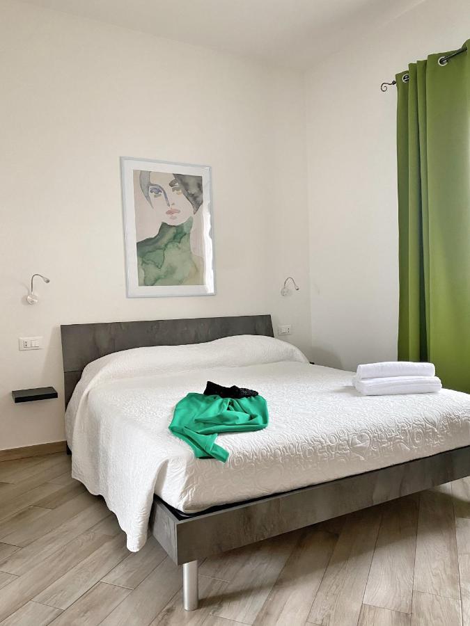 Tortolì Domoblu Camere In Centro מראה חיצוני תמונה